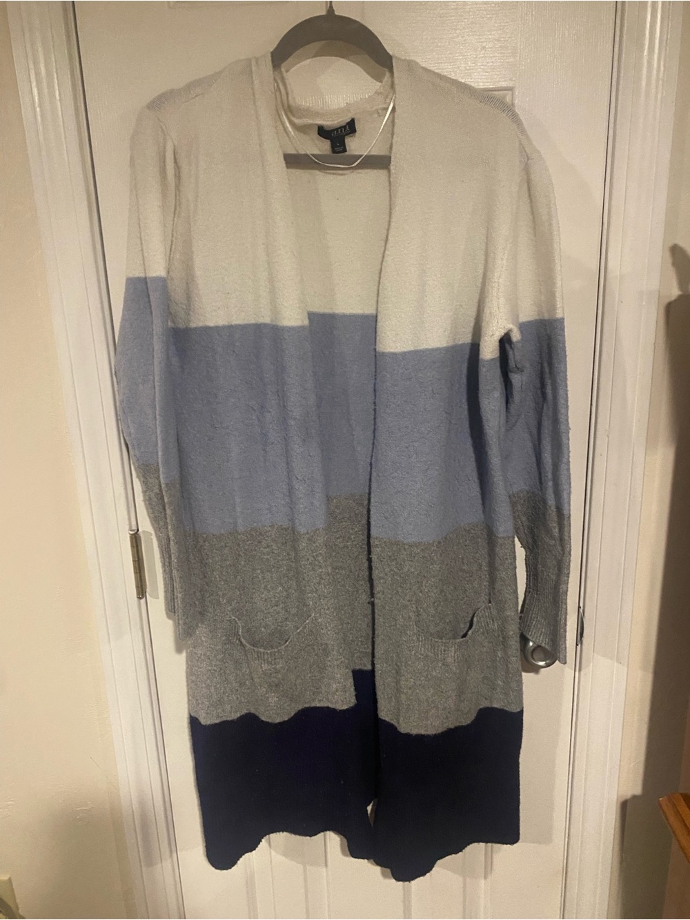 a.n.a Colorblock Open Cardigan in White, Light Blue, Gray, Navy